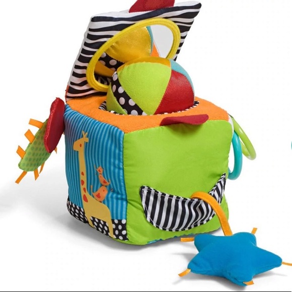 Infantino Other - BIG TOP DISCOVERY CUBE Infantino